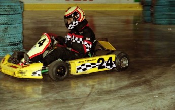 Retour dans le passé - Karting au Centre Molson 2000