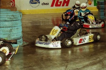 Retour dans le passé - Karting au Centre Molson 2000