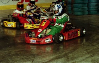 Retour dans le passé - Karting au Centre Molson 2000