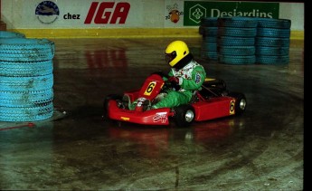 Retour dans le passé - Karting au Centre Molson 2000