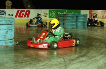 Retour dans le passé - Karting au Centre Molson 2000