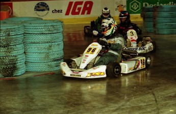 Retour dans le passé - Karting au Centre Molson 2000