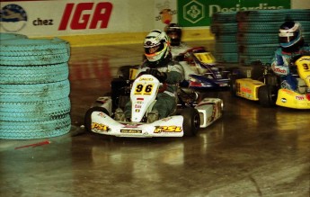 Retour dans le passé - Karting au Centre Molson 2000