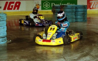 Retour dans le passé - Karting au Centre Molson 2000