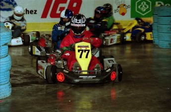 Retour dans le passé - Karting au Centre Molson 2000