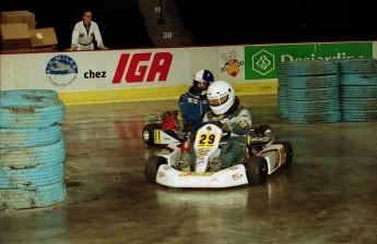 Retour dans le passé - Karting au Centre Molson 2000