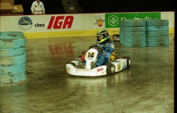 Retour dans le passé - Karting au Centre Molson 2000