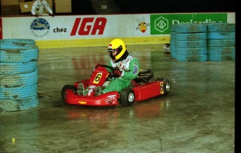 Retour dans le passé - Karting au Centre Molson 2000