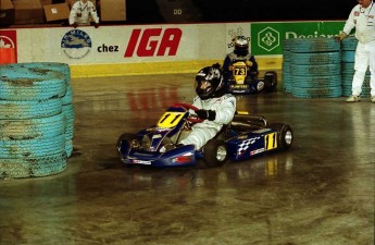 Retour dans le passé - Karting au Centre Molson 2000