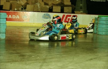 Retour dans le passé - Karting au Centre Molson 2000