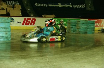 Retour dans le passé - Karting au Centre Molson 2000