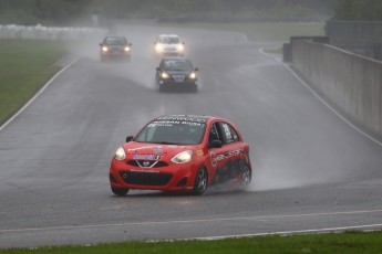 Coupe Nissan Micra à Calabogie