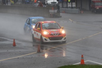 Coupe Nissan Micra à Calabogie