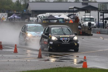 Coupe Nissan Micra à Calabogie