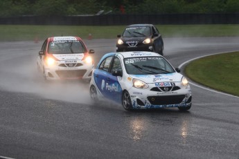 Coupe Nissan Micra à Calabogie