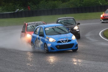 Coupe Nissan Micra à Calabogie