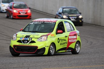 Coupe Nissan Micra à Calabogie