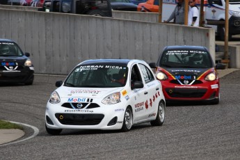 Coupe Nissan Micra à Calabogie