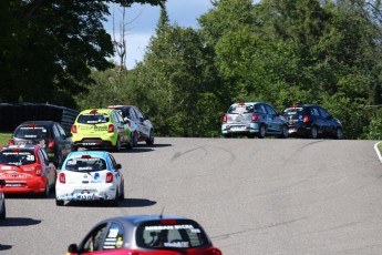 Coupe Nissan Micra à Calabogie