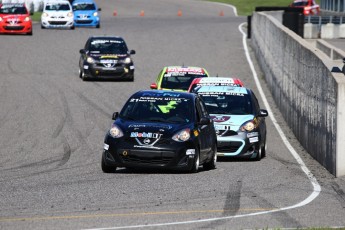 Coupe Nissan Micra à Calabogie