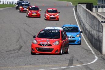 Coupe Nissan Micra à Calabogie