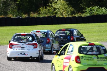 Coupe Nissan Micra à Calabogie