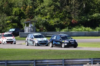 Coupe Nissan Micra à Calabogie