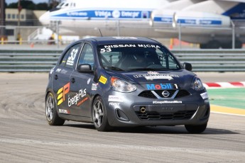 Coupe Nissan Micra à ICAR