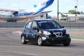 Coupe Nissan Micra à ICAR