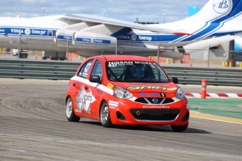 Coupe Nissan Micra à ICAR