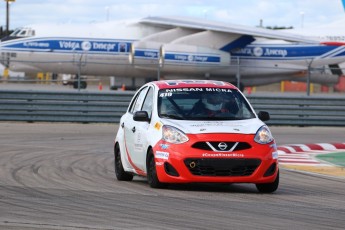 Coupe Nissan Micra à ICAR