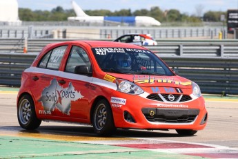 Coupe Nissan Micra à ICAR