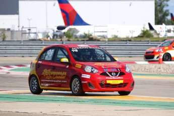 Coupe Nissan Micra à ICAR