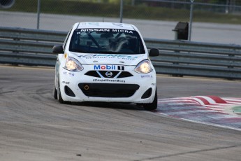 Coupe Nissan Micra à ICAR