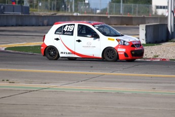 Coupe Nissan Micra à ICAR