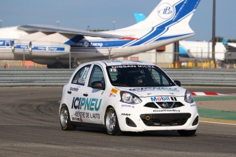 Coupe Nissan Micra à ICAR