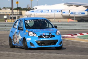 Coupe Nissan Micra à ICAR