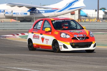 Coupe Nissan Micra à ICAR