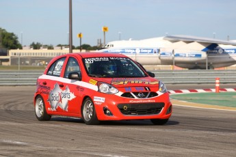 Coupe Nissan Micra à ICAR