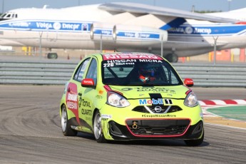 Coupe Nissan Micra à ICAR