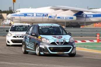 Coupe Nissan Micra à ICAR