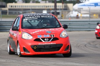 Coupe Nissan Micra à ICAR