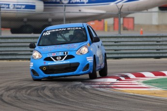 Coupe Nissan Micra à ICAR