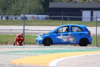 Coupe Nissan Micra à ICAR