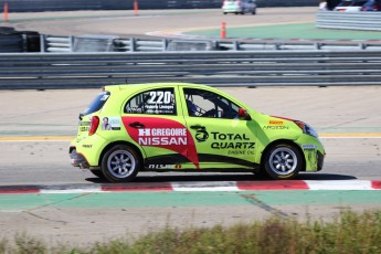 Coupe Nissan Micra à ICAR
