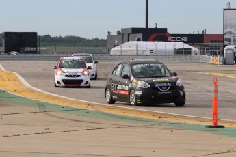 Coupe Nissan Micra à ICAR