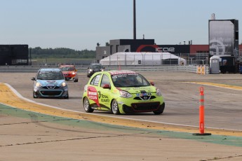 Coupe Nissan Micra à ICAR