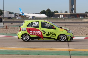 Coupe Nissan Micra à ICAR