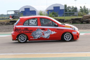 Coupe Nissan Micra à ICAR