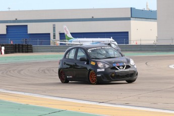 Coupe Nissan Micra à ICAR